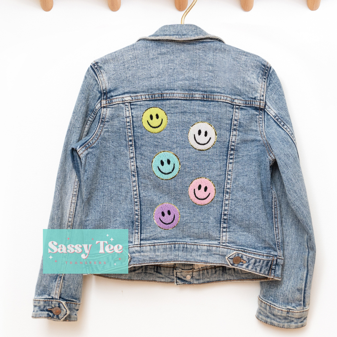 SMILE CHENILLE PATCH (5 color options)