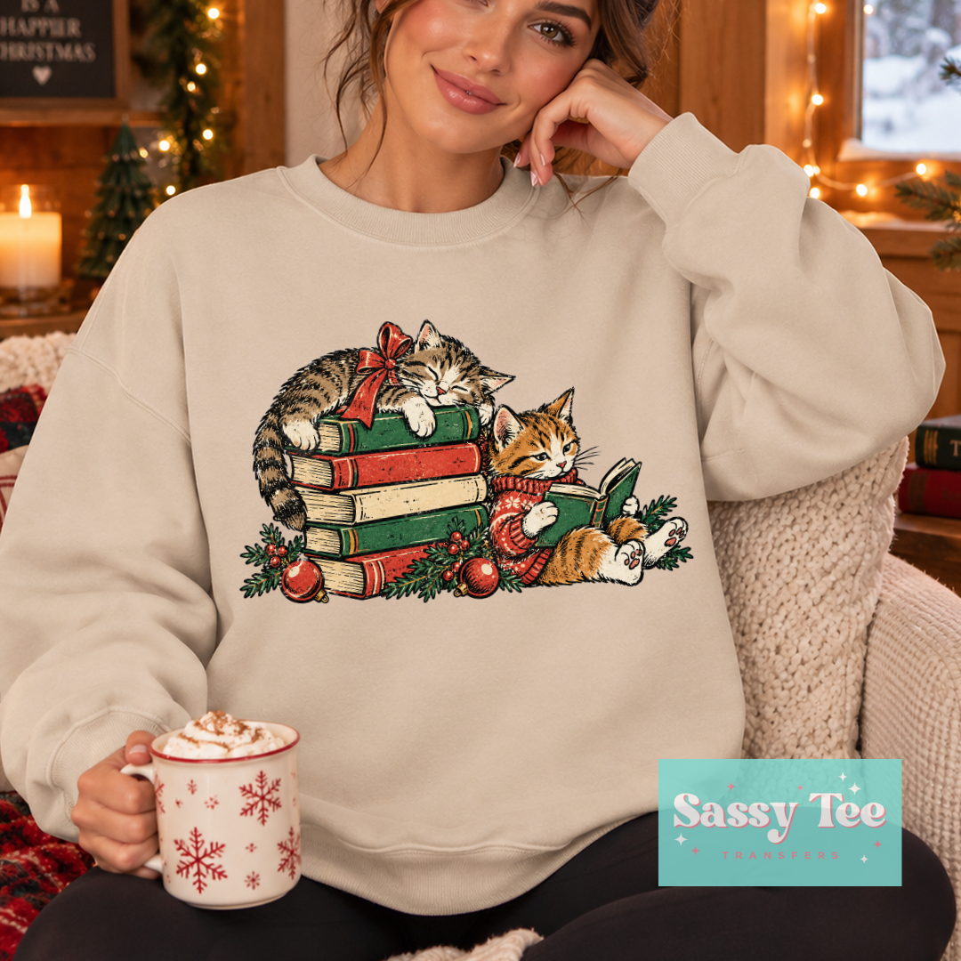 BOOK CATS READ CHRISTMAS HOLLY **Preorder/Restock Ships in 5-10 biz days** •