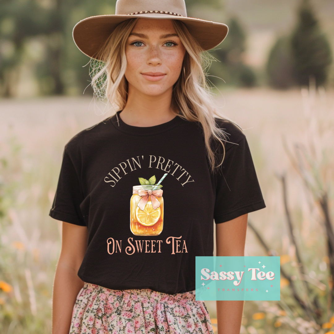 SIPPIN' PRETTY ON SWEET TEA