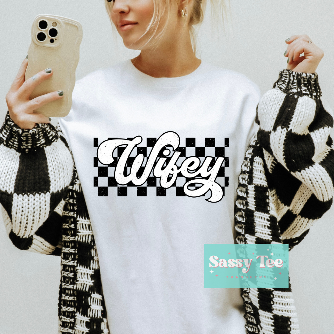 WIFEY RETRO *Preorder, Ships in 5-12 biz days*