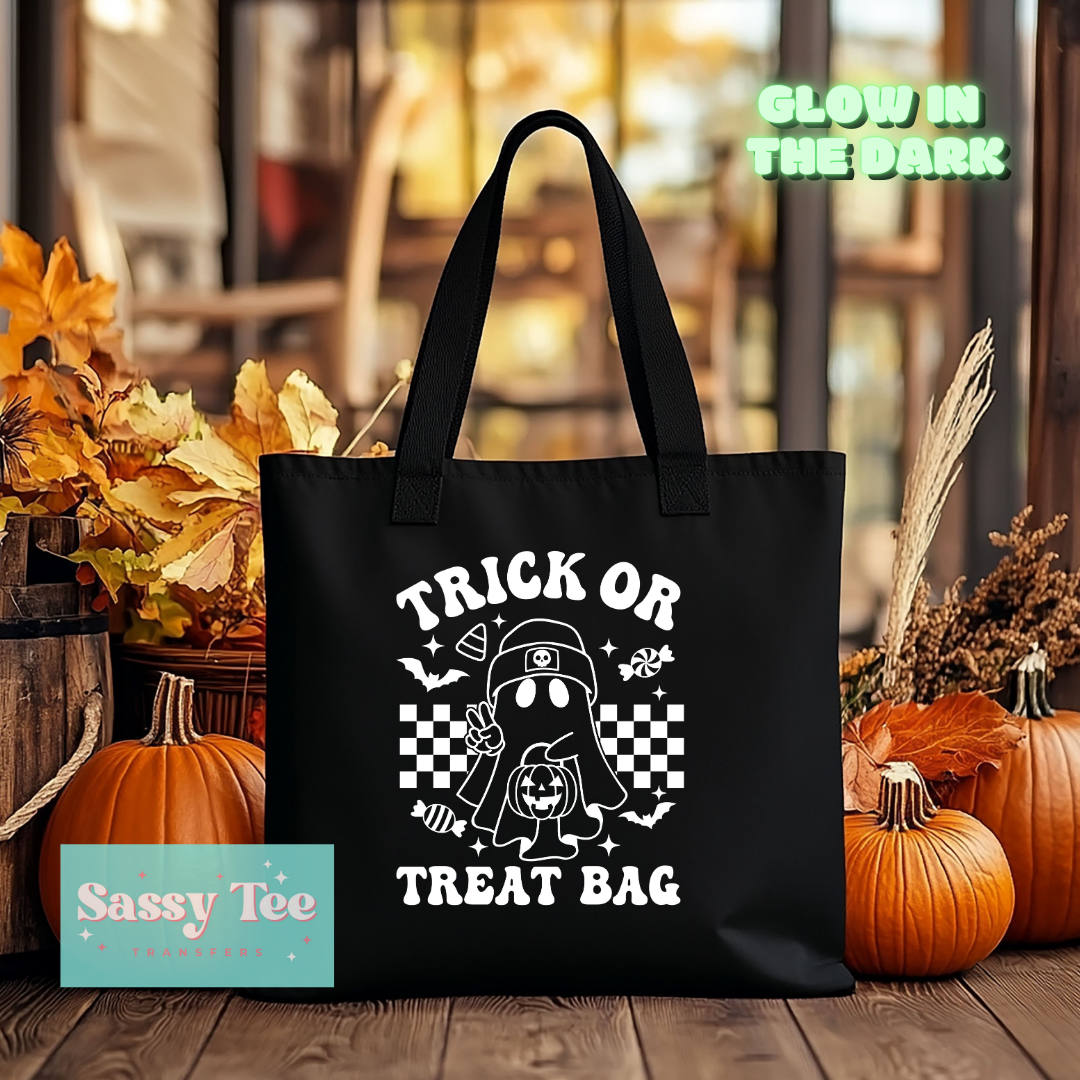 TRICK OR TREAT GLOW IN DARK