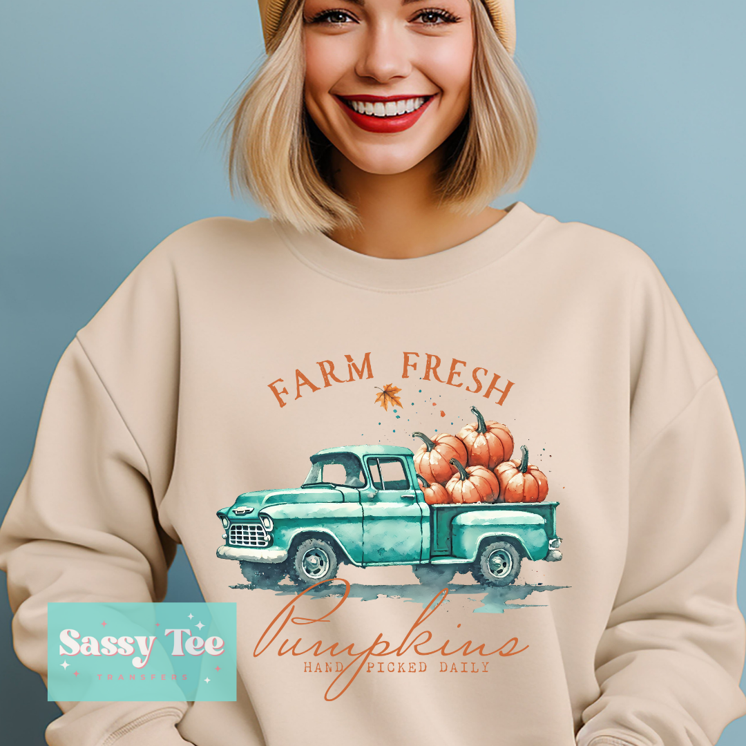 FARM FRESH PUMPKINS TRUCK CLASSIC