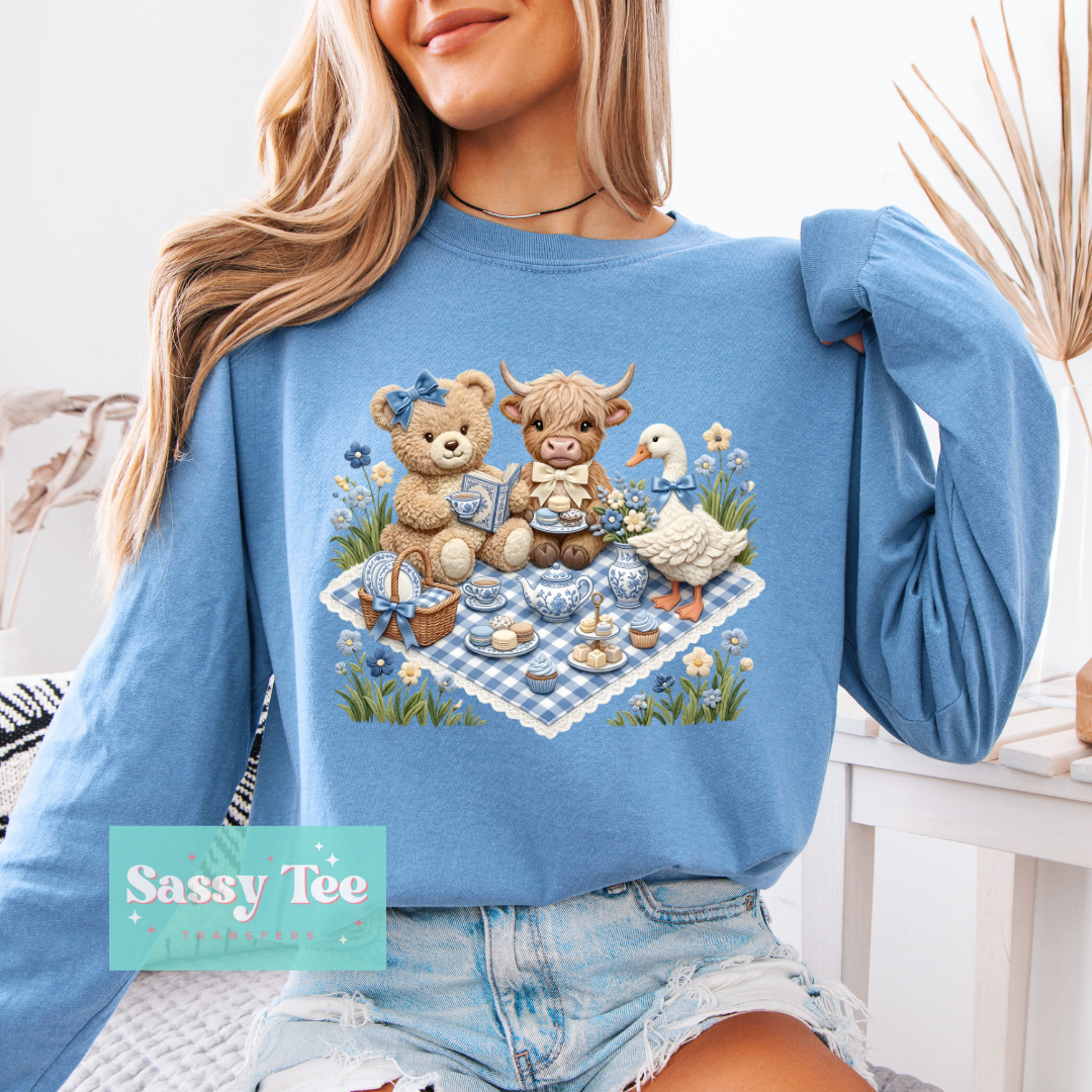 TEDDY HIGHLAND COW GOOSE PICNIC BLUE **Preorder/Restock Ships in 5-10 biz days**