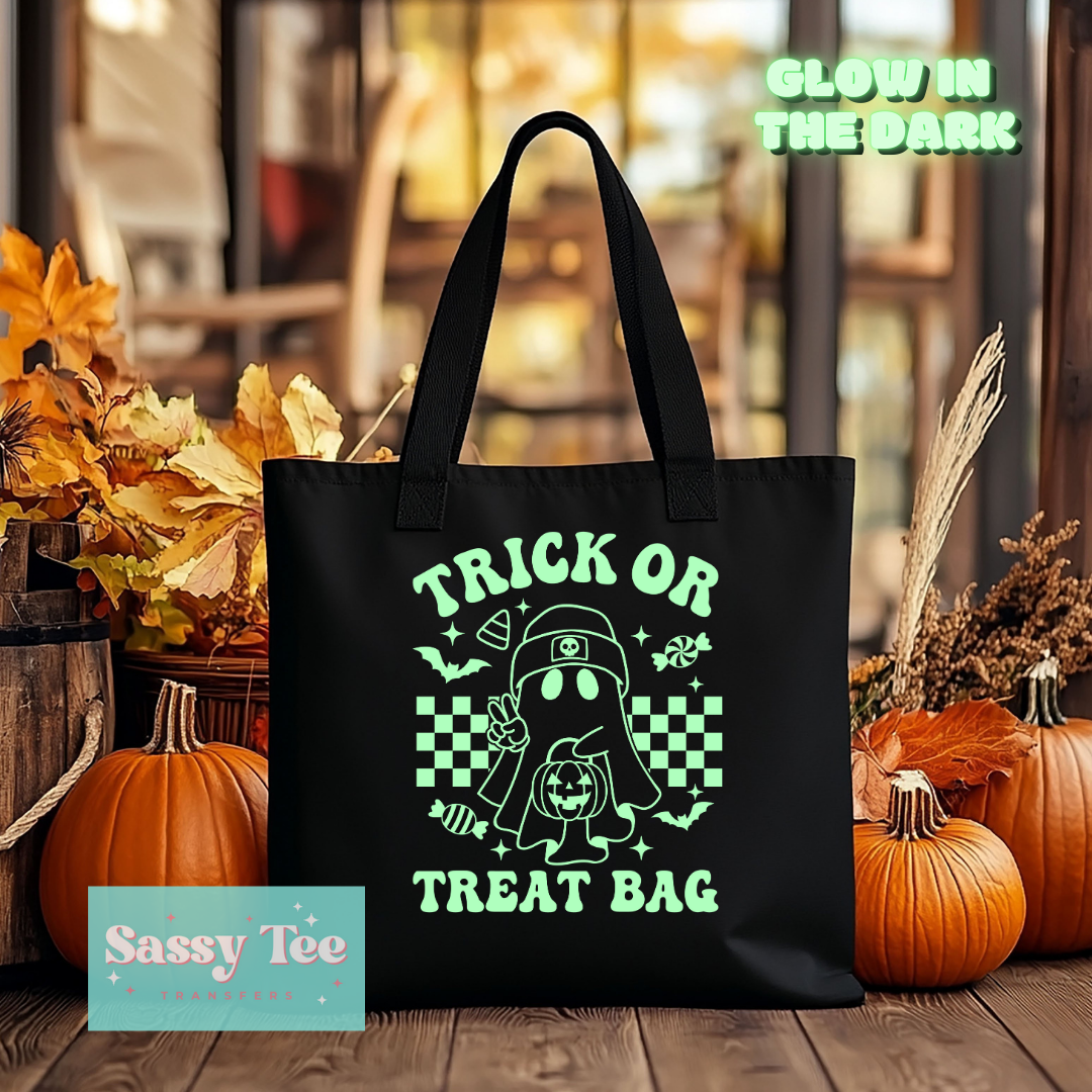 TRICK OR TREAT GLOW IN DARK