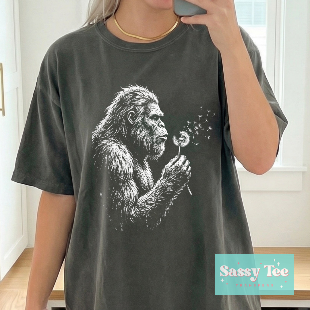 BIG FOOT DANDELION **Preorder/Restock Ships in 5-10 biz days**