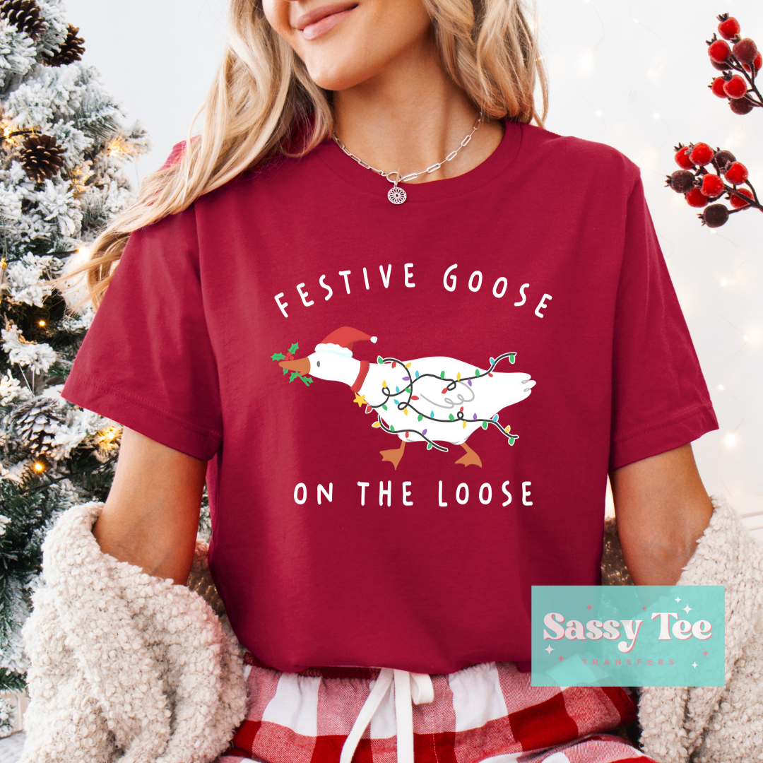 FESTIVE GOOSE ON LOOSE **Preorder/Restock Ships in 5-10 biz days**