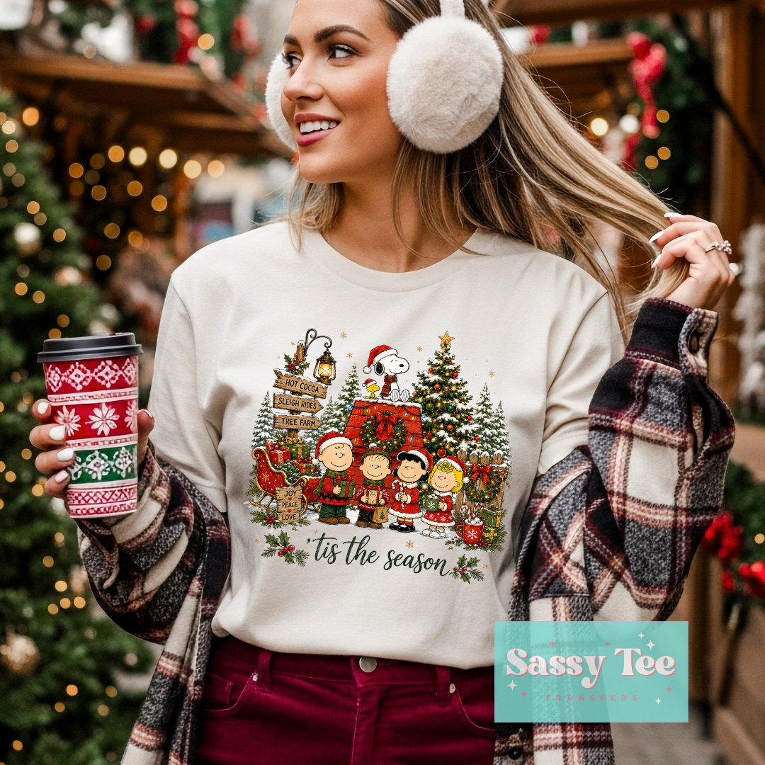 TIS THE SEASON SNOOP FRIEND DOGHOUSE CHRISTMAS **Preorder/Restock Ships in 5-10 biz days**