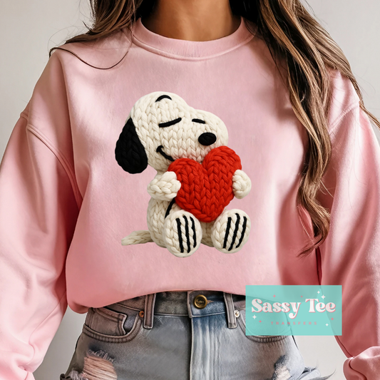 SNOOPY HEART FAUX YARN **Preorder/Restock Ships in 5-10 biz days**