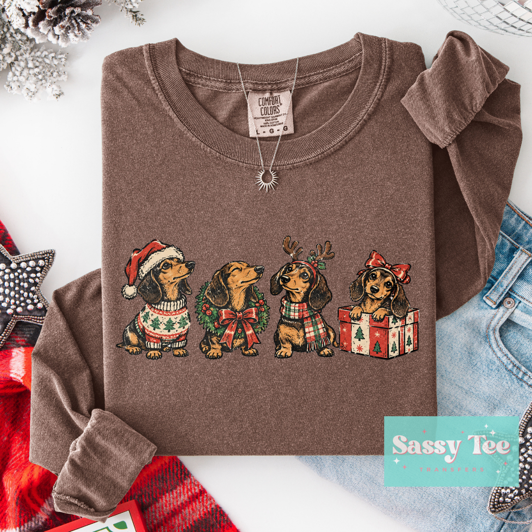DACHSHUNDS CUTE CHRISTMAS VINTAGE **Preorder/Restock Ships in 5-10 biz days** •